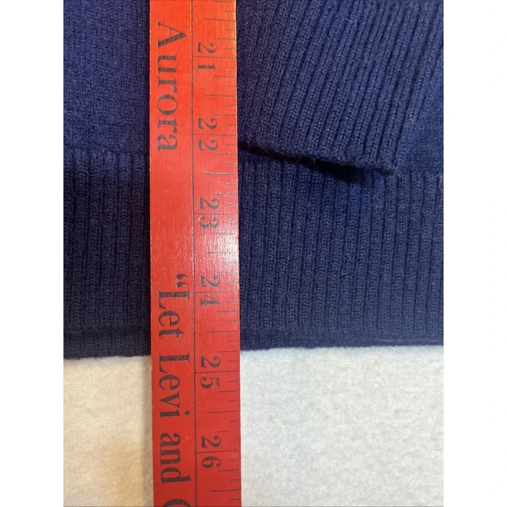 The North Face Men's Sweater Navy 100% Wolf Pullover Crewneck